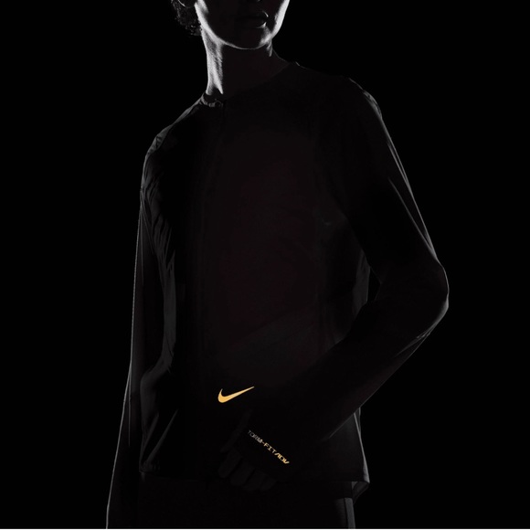 Nike Womens Storm-Fit Adv Running Jacket - Picture 11 of 11